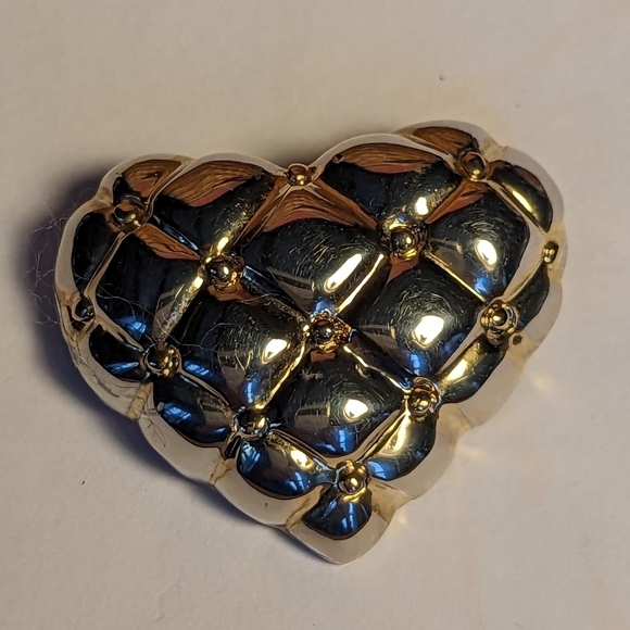 💕 Vintage Heart woven Silvertone with gold tone design criss  cross brooch … - Picture 6 of 12